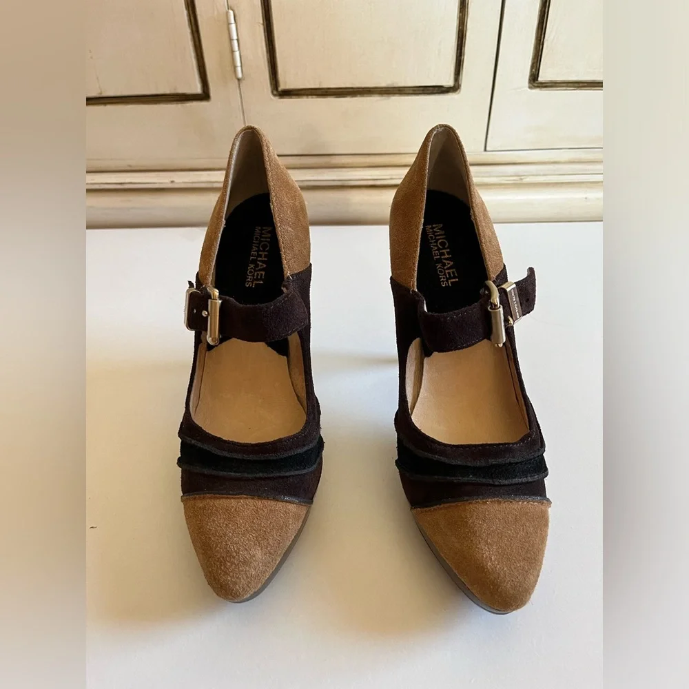 MICHAEL Michael Kors Brown Tan Black Suede Maryjane Gold buckle Pump Size 6.5